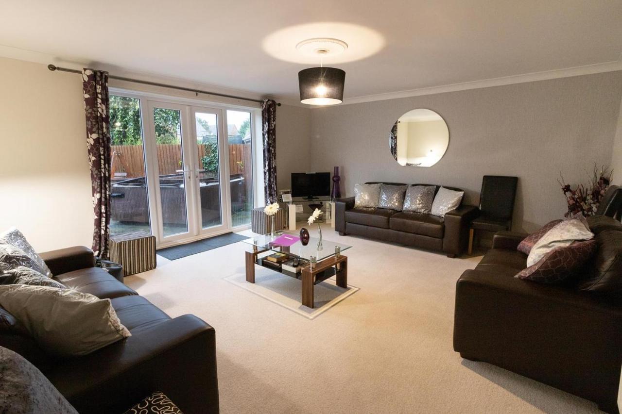 Cranesbill Serviced Accommodation - Bicester Oxfordshire Экстерьер фото